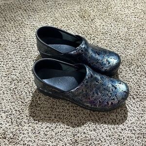 Dansko shoes